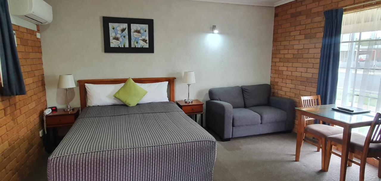 Centrepoint Motel Deniliquin Luaran gambar