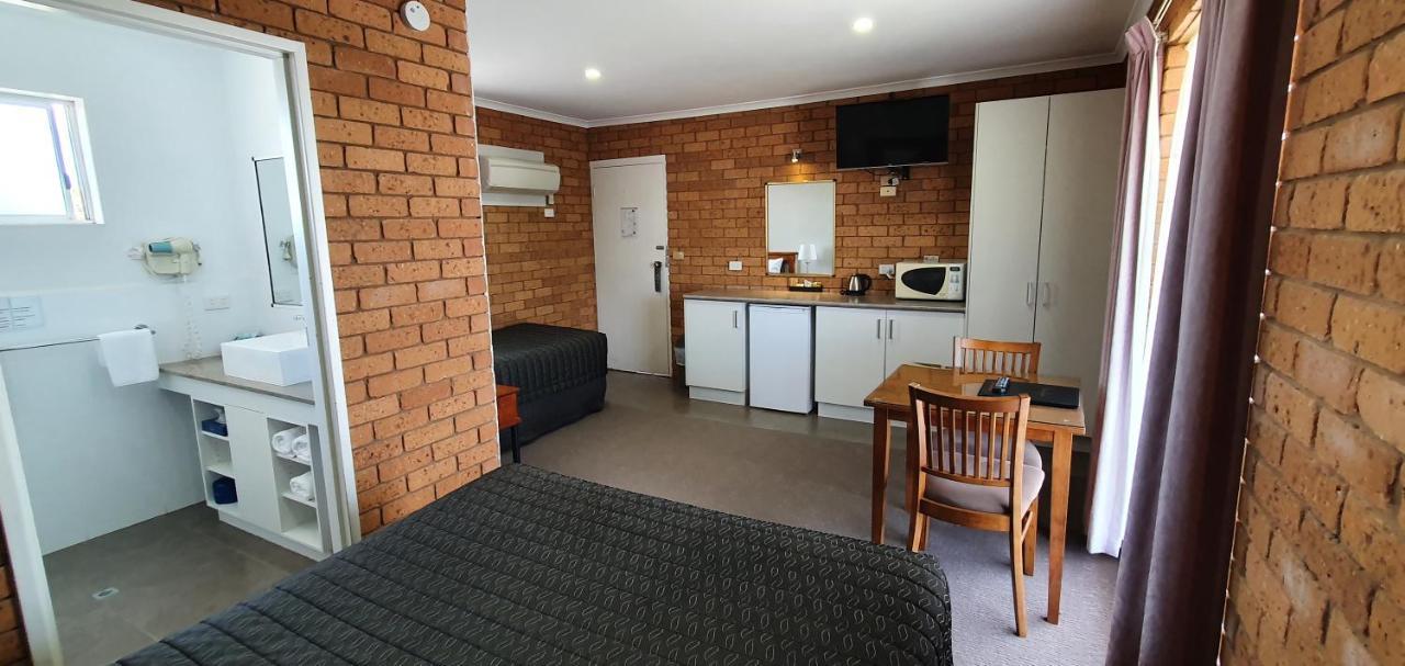 Centrepoint Motel Deniliquin Luaran gambar