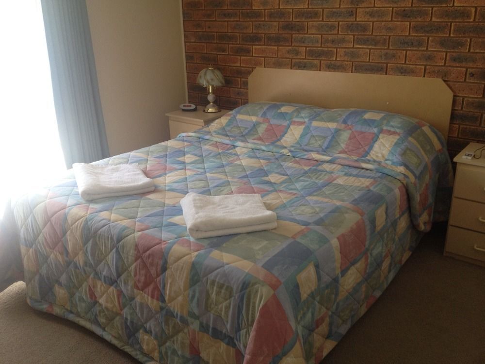Centrepoint Motel Deniliquin Luaran gambar